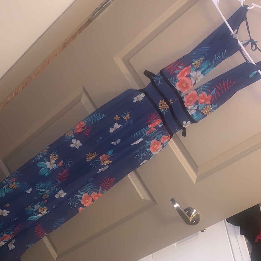 Express maxi dress with floral design, cutout strappy sides